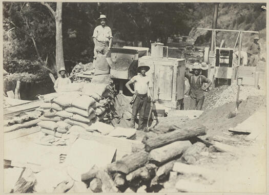 Construction work on the Cotter Dam