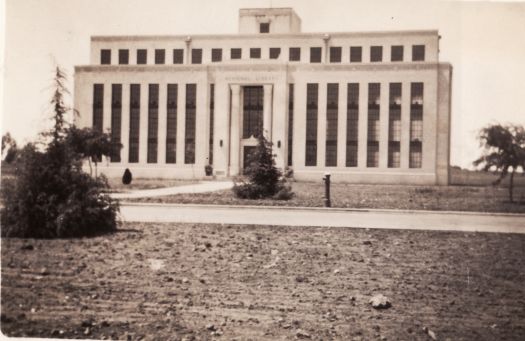 National Library at its original location at Kings Avenue, Barton. Now the site of the Edmund Barton Building.