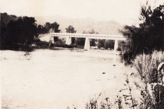 Murrumbidgee River and bridge near the Cotter pumping station
