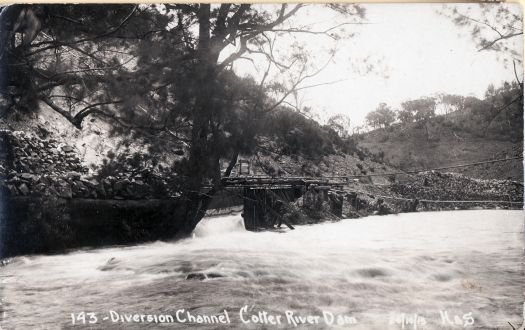 Cotter River dam under construction showing the diversion channel. Dated 20/10/13.