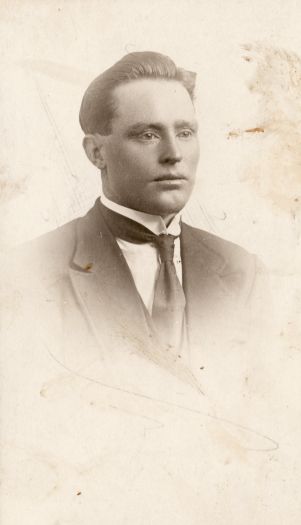 Ernie Gribble, who was killed in an accident on a steam tractor on 19 September 1920