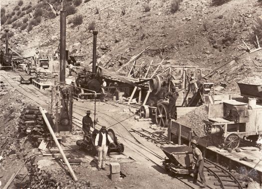 Cotter Dam construction