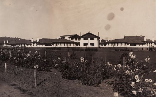 Hotel Canberra from near the Albert Hall