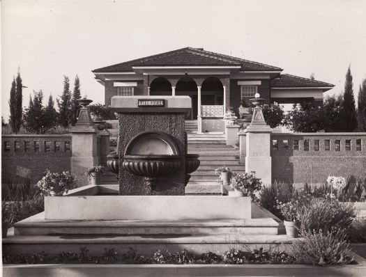 House in Flinders Way, "Millimaru"