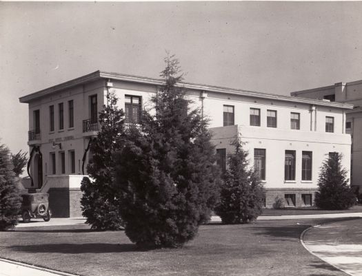 East Block, Post Office end, Queen Victoria Terrace, Parkes