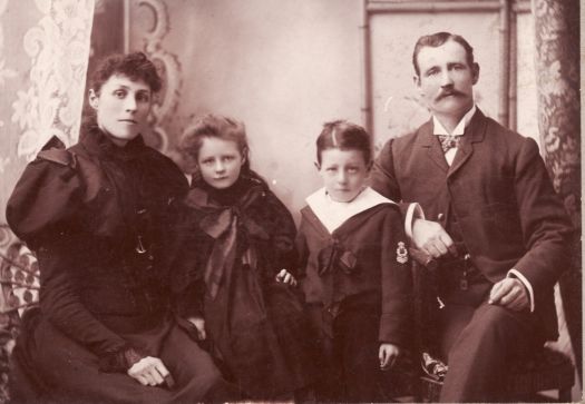 Louise Bond, 2 children and husband. Daughter Lily married Frank Hyles
RW Binns, Goulburn