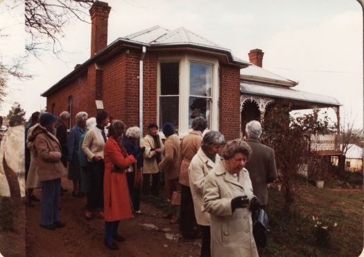 Residence of O'Leary, Grampian St, North Yass