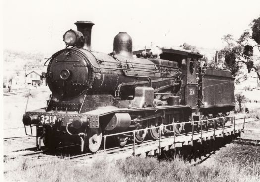 Engine no. 3214 on turntable at Captains Flat