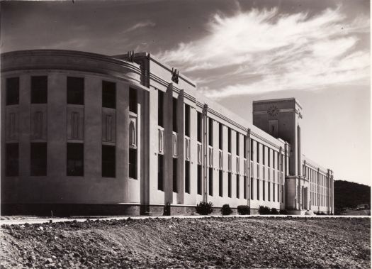 Canberra High School front entrance from north east corner