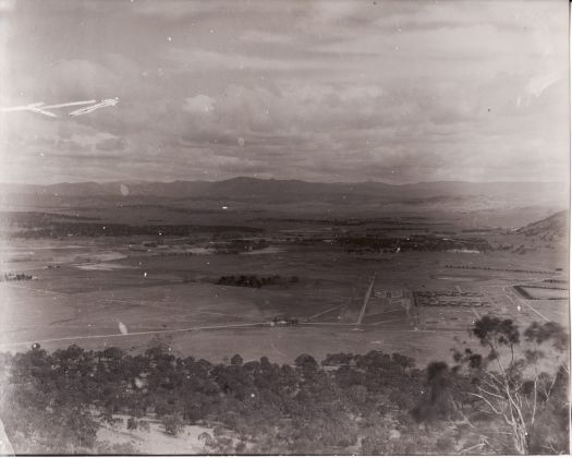 Panorama from Mt Ainslie to Civic