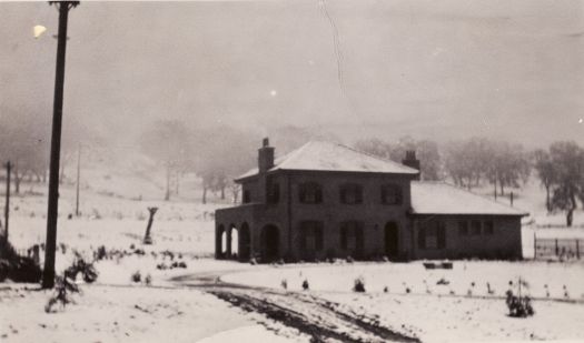 Roanoke, 22 Mugga Way in Red Hill, the home of the Garran family, under snow