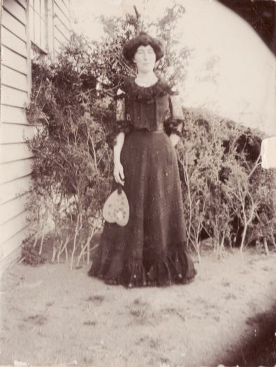 Portrait of Ellen 'Nellie' Cullen, later Mrs Bates, of Springbank. 