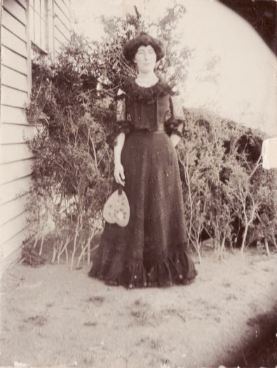 Portrait of Ellen 'Nellie' Cullen, later Mrs Bates, of Springbank.