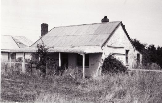 Cottage in Cork St, Gundaroo