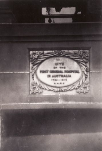 RAHS stone marking the site of first general hospital in Australia (1788-1816)