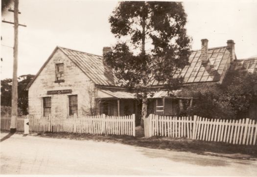 Woodford Inn, Woodford c1814