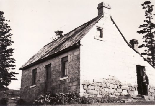 Stone cottage in grounds of \"Helene\", Bowden St, Meadowbank, built c1809
