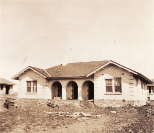 Type of cottage, Blandfordia