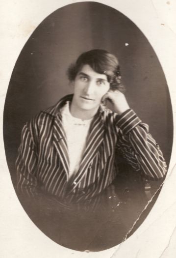 Susan Maxwell, daughter of T.P. Maxwell