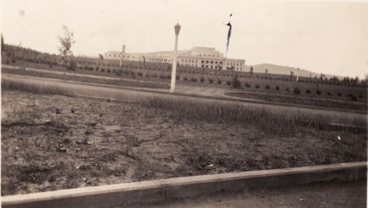 Parliament House from the east end of Queen Victoria Tce