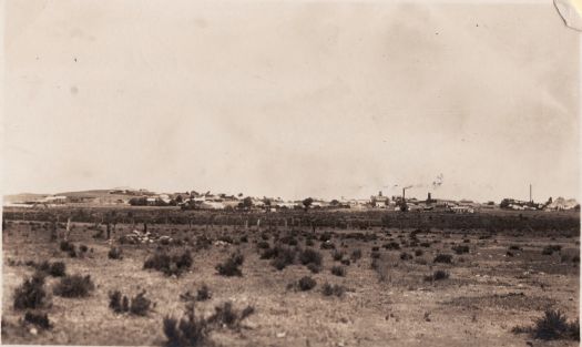 Canberra in the growing stage, Red Hill in the distance