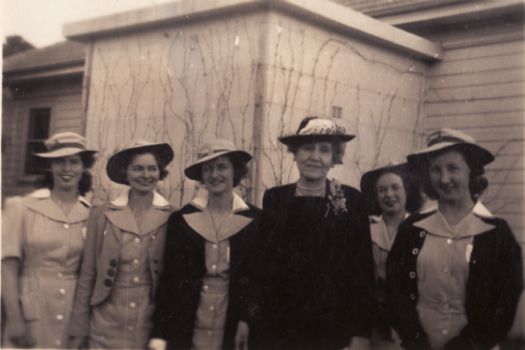 Five serving members of the Australian Women's Army Service (AWAS) with Lady Gowrie