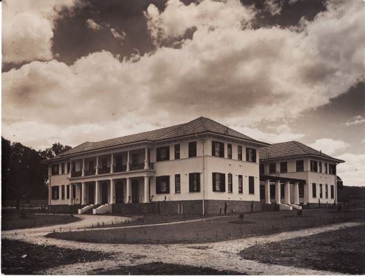 Beauchamp House, hostel for girls