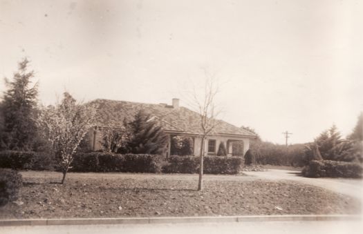 House in Monaro Crescent, Red Hill