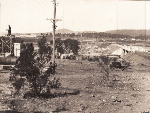 Original Commonwealth Avenue bridge over the Molonglo River.