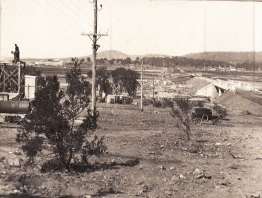 Original Commonwealth Avenue bridge over the Molonglo River.