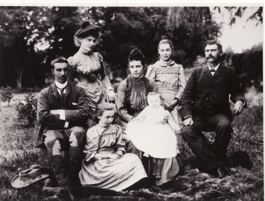 Fred Campbell and family group photo