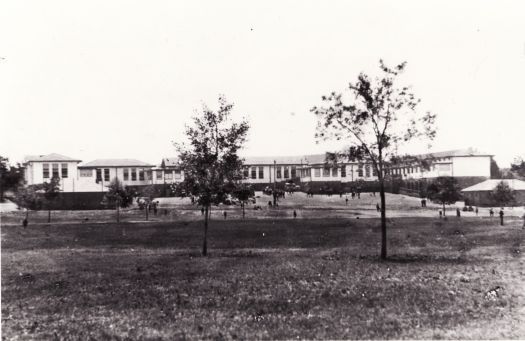 Telopea Park School
