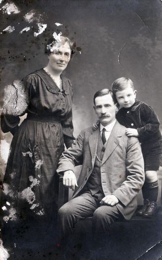 Ned Ryan, wife Alice Ryan and son Keith. 