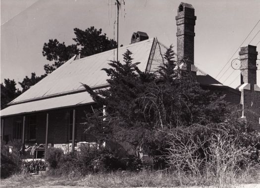 Tuggeranong School in 1973 at Enid Lorimer Circuit, Chisholm