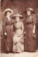 Photograph shows Sarah Blundell (nee McLaughlin) - wife of Fred Blundell, and her sisters-in-law, Alice (born 12 April 1885) and Ada Blundell (born 18 April 1883), the grand-daughters of Joseph and Susan Blundell.