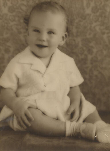Bryan O'Neill (fourth generation Blundell) as a small child