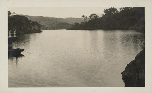 Cotter Dam from dam wall looking west to towards the Brindabellas
