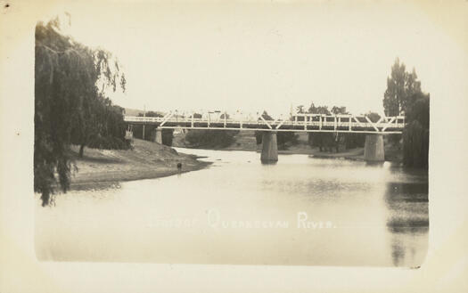 Bridge spanning the Queanbeyan River at Queanbeyan