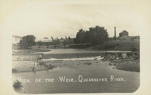 View of the weir on the Queanbeyan River