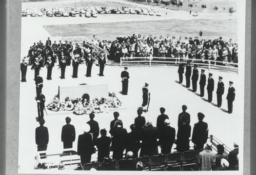 Rememberance Day 1952 - includes Governor General Sir William McKell and Prime Minister Robert Menzies