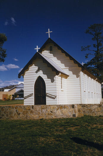 CDHS excursion to Tuggeranong and the old Sacred Heart Catholic church, Calwell, now St Francis of Assisi.