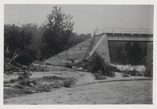 Commonwealth Avenue Bridge in flood