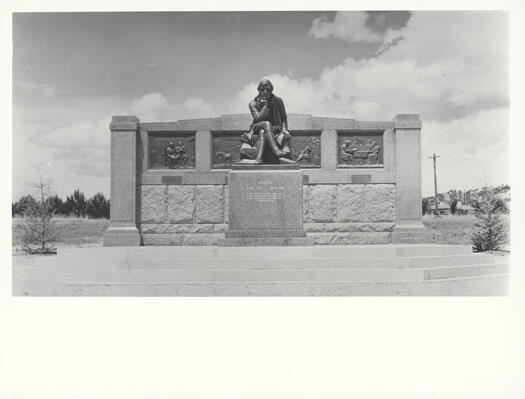 Robert Burns Memorial, on the of Canberra Avenue and National Circuit, Forrest