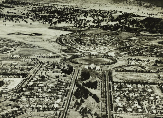 Aerial view over Telopea Park