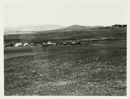 Early Canberra farm