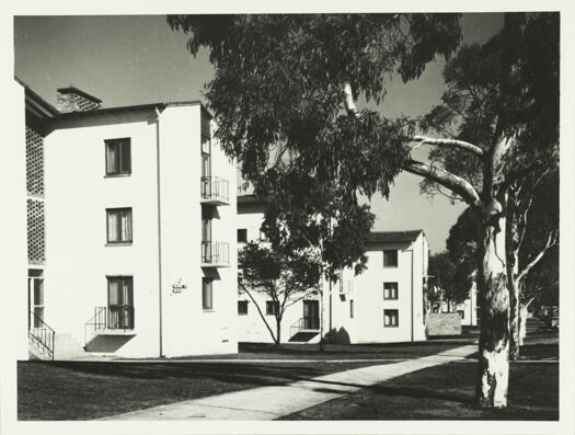 Kanangra Court, a government block of flats in Ainslie Avenue, Reid. 