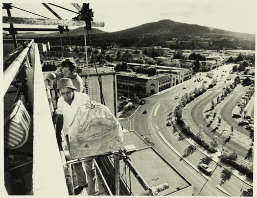 Construction of the AMP Building, Hobart Place, Civic