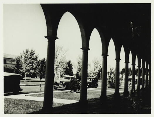 Melbourne Building on Northbourne Avenue