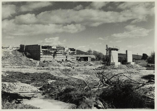 Kings Ave Bridge under construction showing the buttress and first piers. View is looking south.