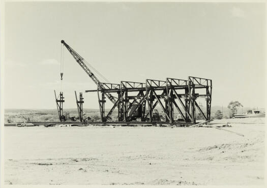 Kings Ave Bridge under construction. Shows the construction of a steel gantry for the transporting and lowering of pre-stressed beams.